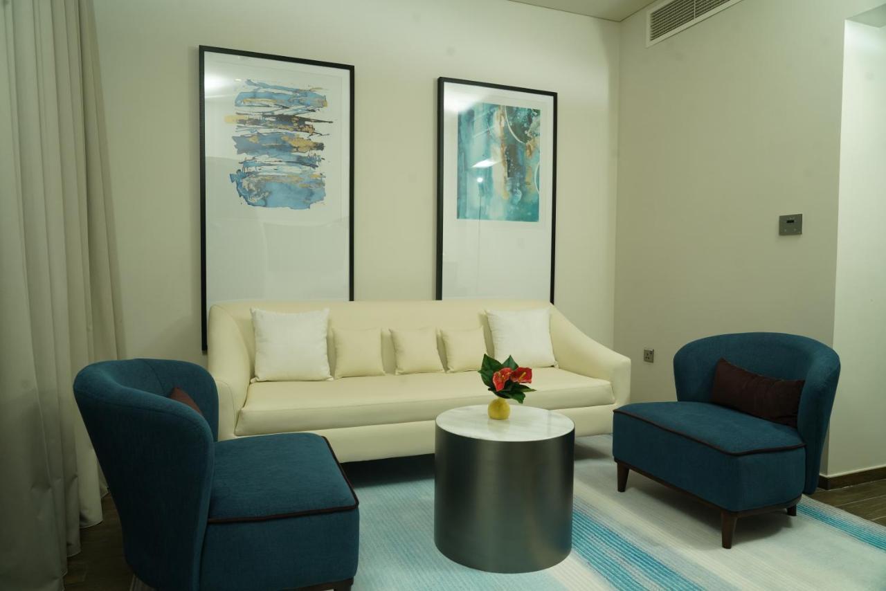 C - Hotel And Suites Doha Extérieur photo
